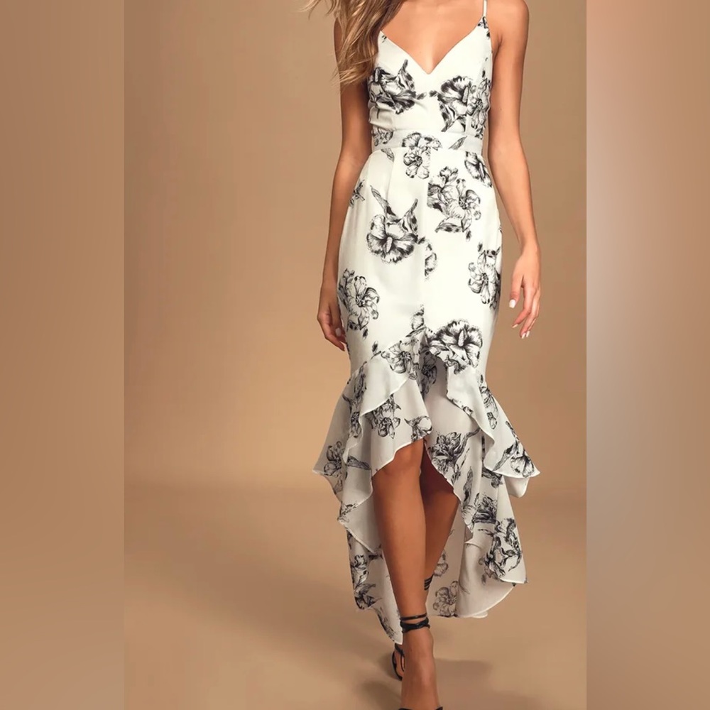 NWT Size Med Lulu’s Maxi